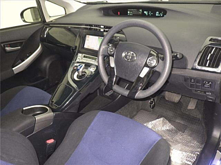 TOYOTA PRIUS 2014