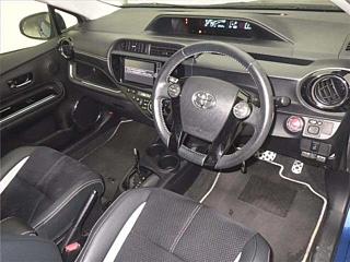 TOYOTA AQUA 2014
