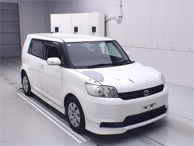 TOYOTA COROLLA RUMION 2012