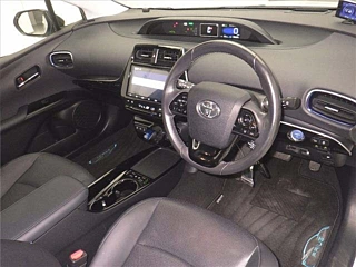 TOYOTA PRIUS 2020