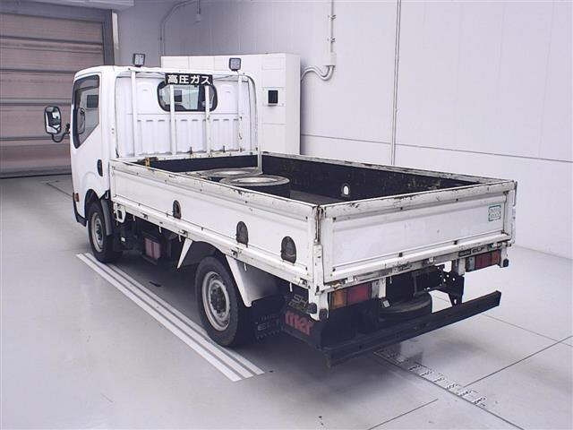 ISUZU ELF 2012