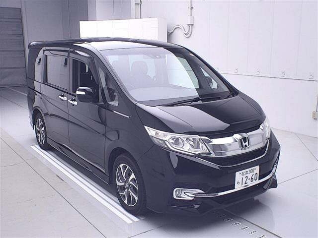 HONDA STEP WAGON 2016