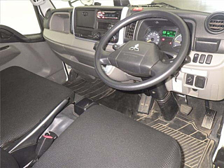 MITSUBISHI CANTER 2019