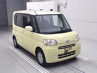 DAIHATSU TANTO 2010