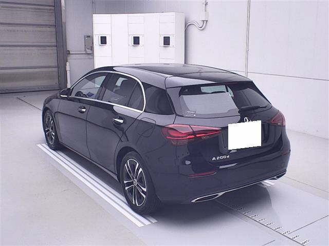MERCEDES BENZ A CLASS 2023