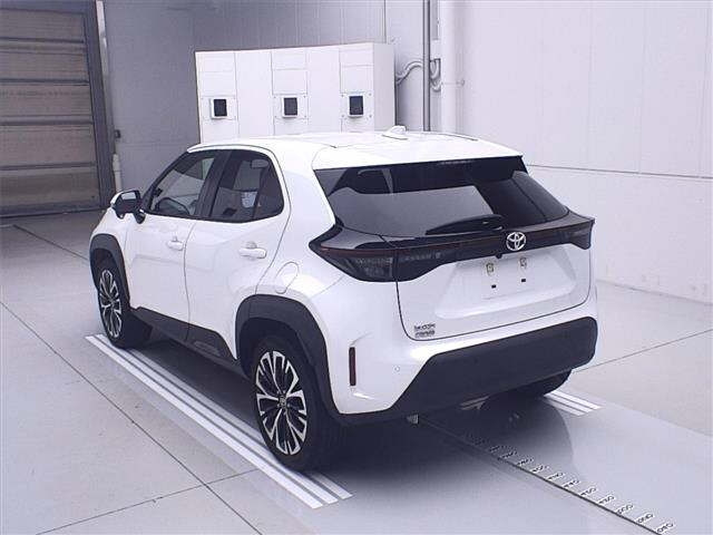 TOYOTA YARIS CROSS 2023
