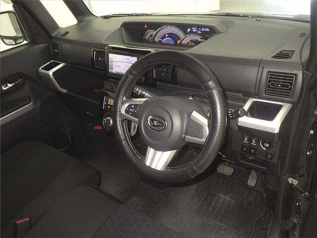 DAIHATSU WAKE 2015