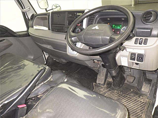 MITSUBISHI CANTER 2017