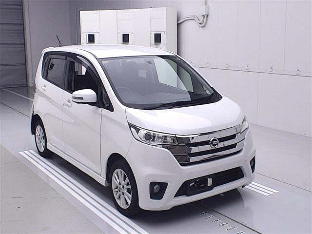 NISSAN DAYZ 2014