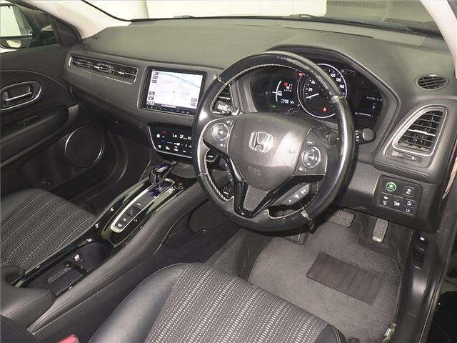 HONDA VEZEL 2016