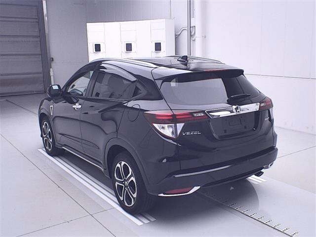 HONDA VEZEL 2016