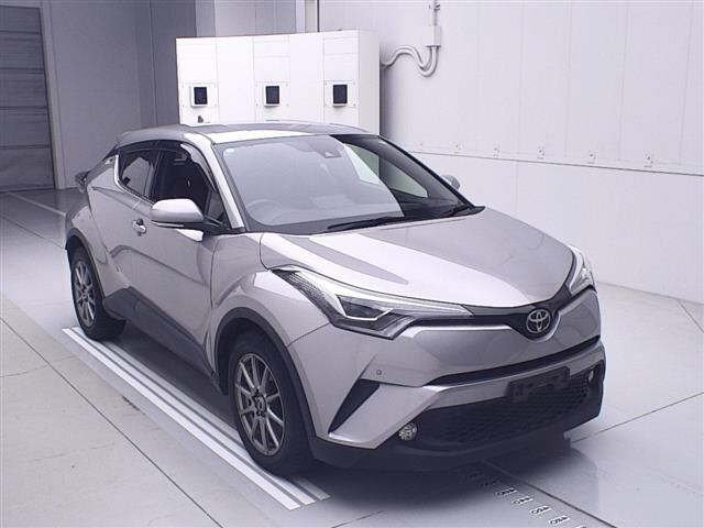 TOYOTA C-HR 2017
