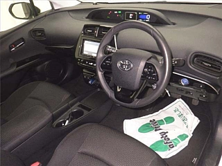 TOYOTA PRIUS 2022
