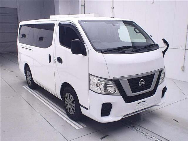 NISSAN CARAVAN VAN 2018