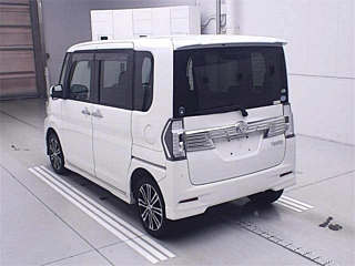 DAIHATSU TANTO 2016
