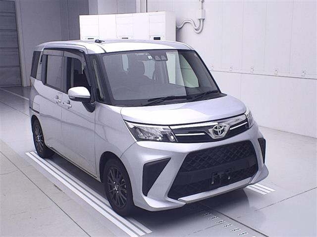 TOYOTA ROOMY 2022