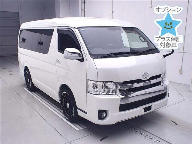 TOYOTA HIACE 2019