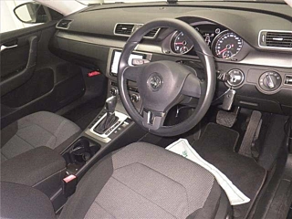 VOLKSWAGEN PASSAT VARIANT 2014