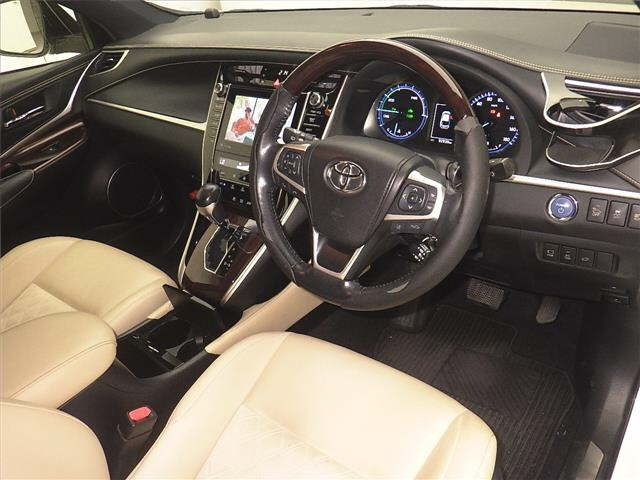 TOYOTA HARRIER 2014