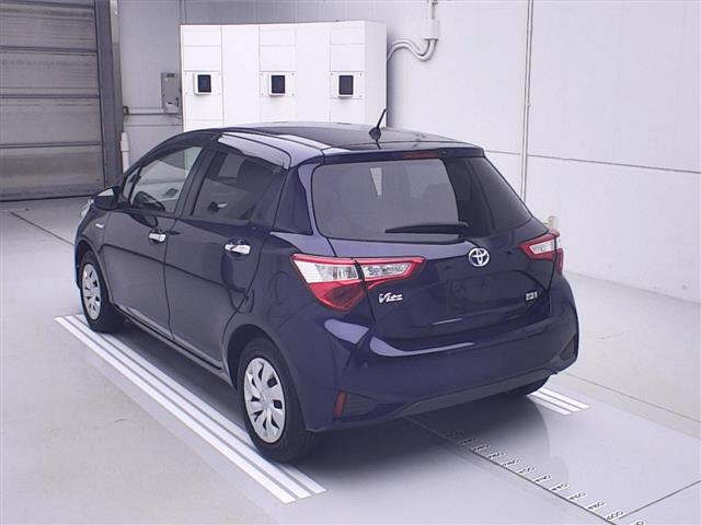 TOYOTA VITZ 2019