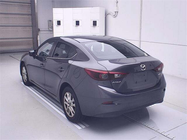 MAZDA AXELA 2016
