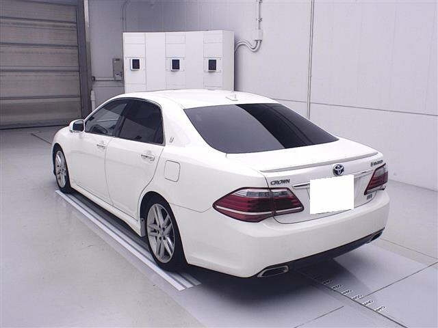 TOYOTA CROWN 2010