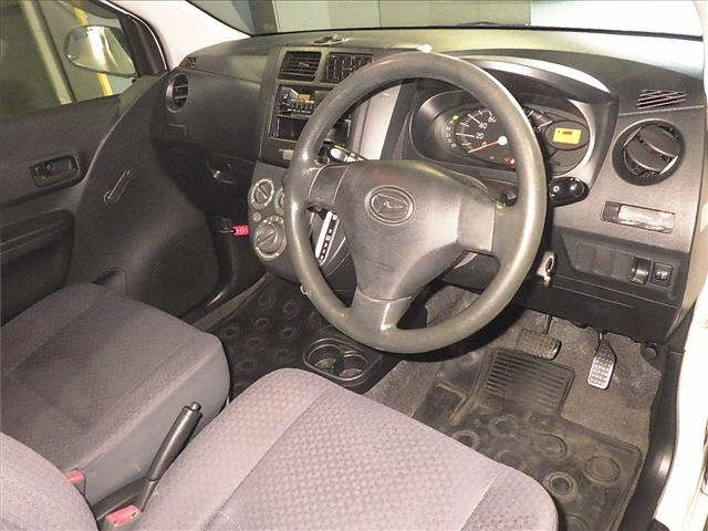DAIHATSU MIRA 2011