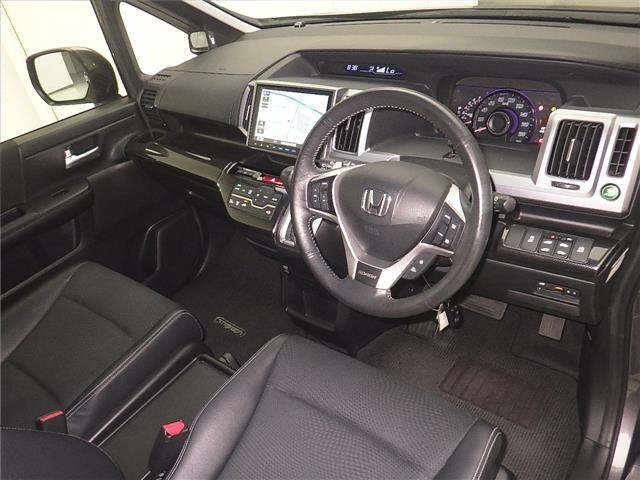 HONDA STEP WAGON 2014