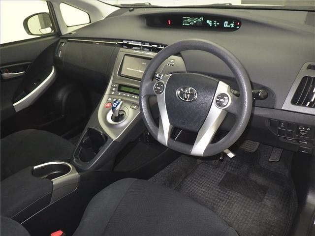 TOYOTA PRIUS 2015
