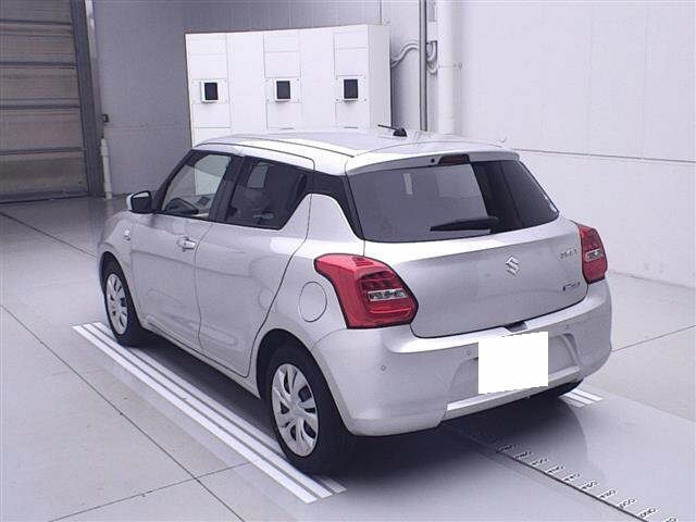 SUZUKI SWIFT 2021