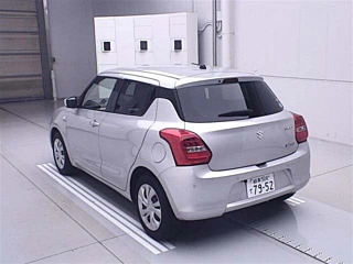 SUZUKI SWIFT 2021