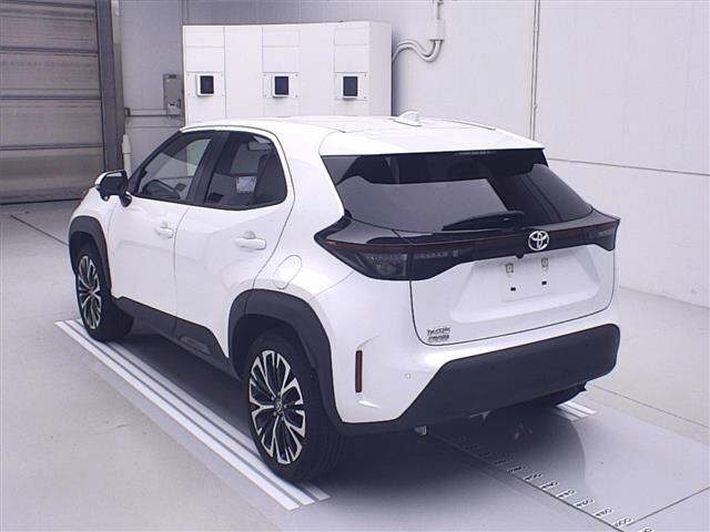 TOYOTA YARIS CROSS 2023