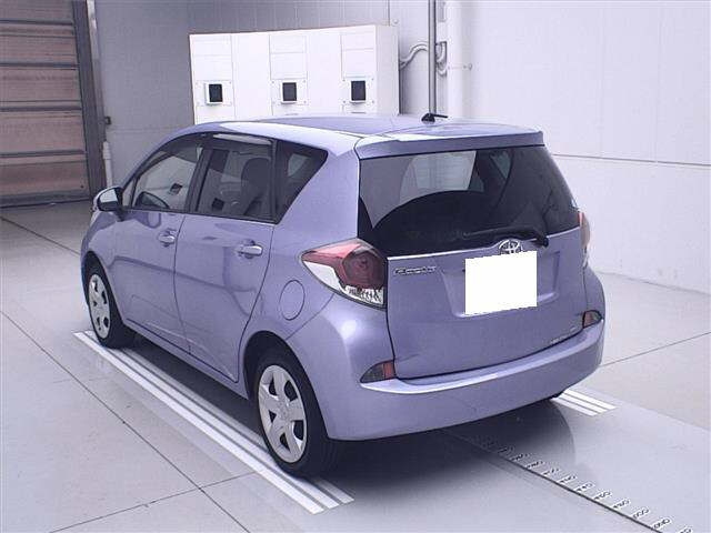 TOYOTA RACTIS 2015