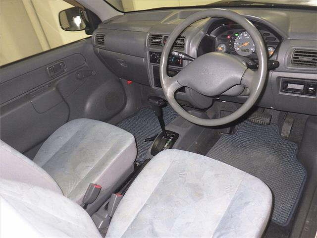MITSUBISHI MINICA 2009