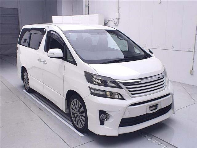 TOYOTA VELLFIRE 2015