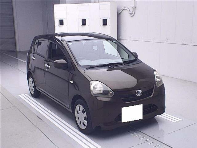 DAIHATSU MIRA E S 2013