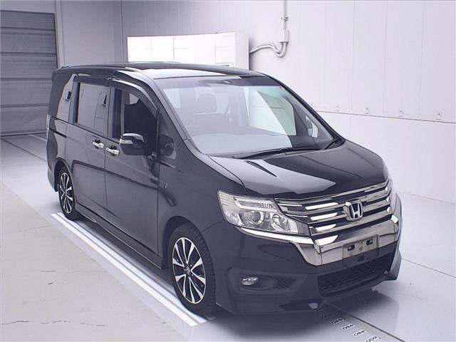 HONDA STEP WAGON 2012
