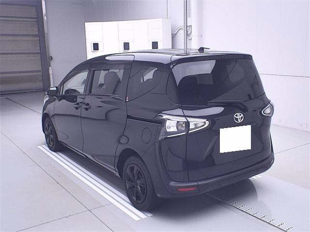 TOYOTA SIENTA 2022