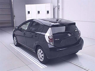 TOYOTA AQUA 2014