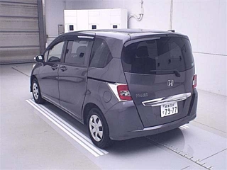 HONDA FREED 2015