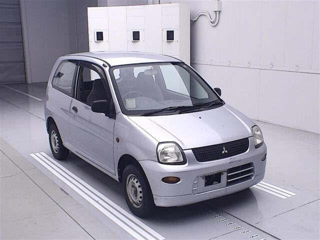 MITSUBISHI MINICA 2010
