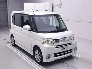 DAIHATSU TANTO 2012