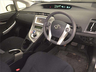 TOYOTA PRIUS 2014