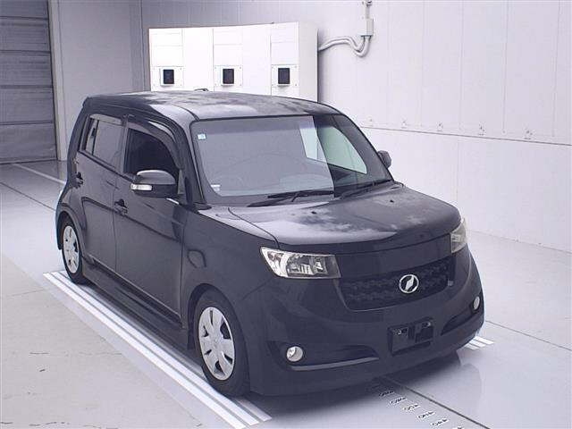 TOYOTA BB 2012