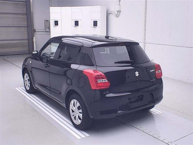 SUZUKI SWIFT 2017