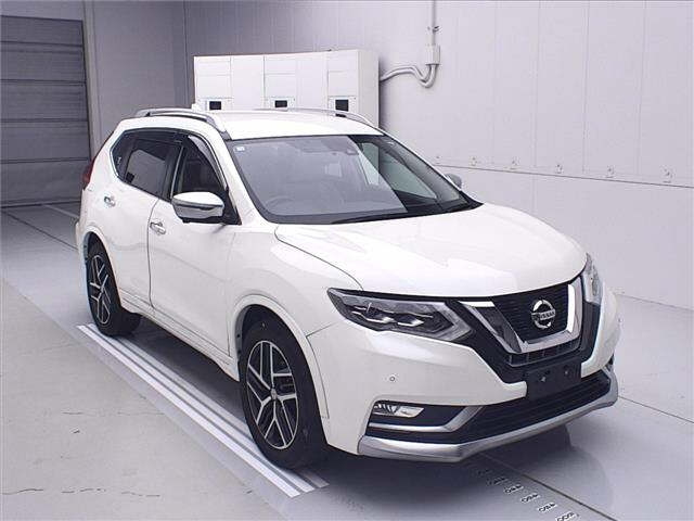 NISSAN X-TRAIL 2018