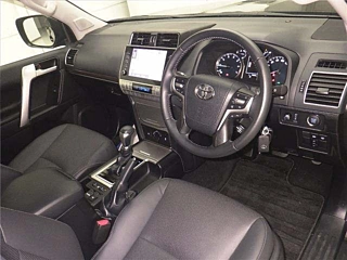 TOYOTA LAND CRUISER PRADO 2023