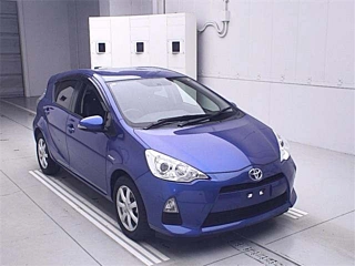 TOYOTA AQUA 2014