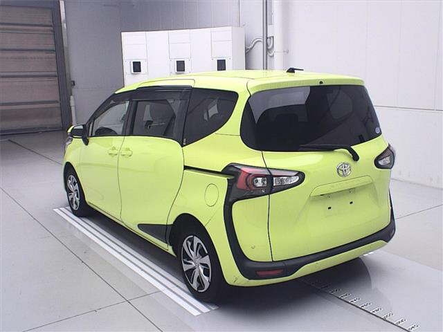 TOYOTA SIENTA 2020