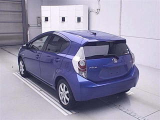 TOYOTA AQUA 2014
